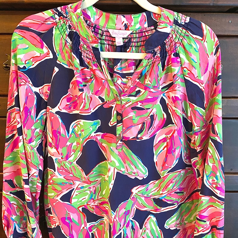 Lilly Pulitzer size small women’s blouse